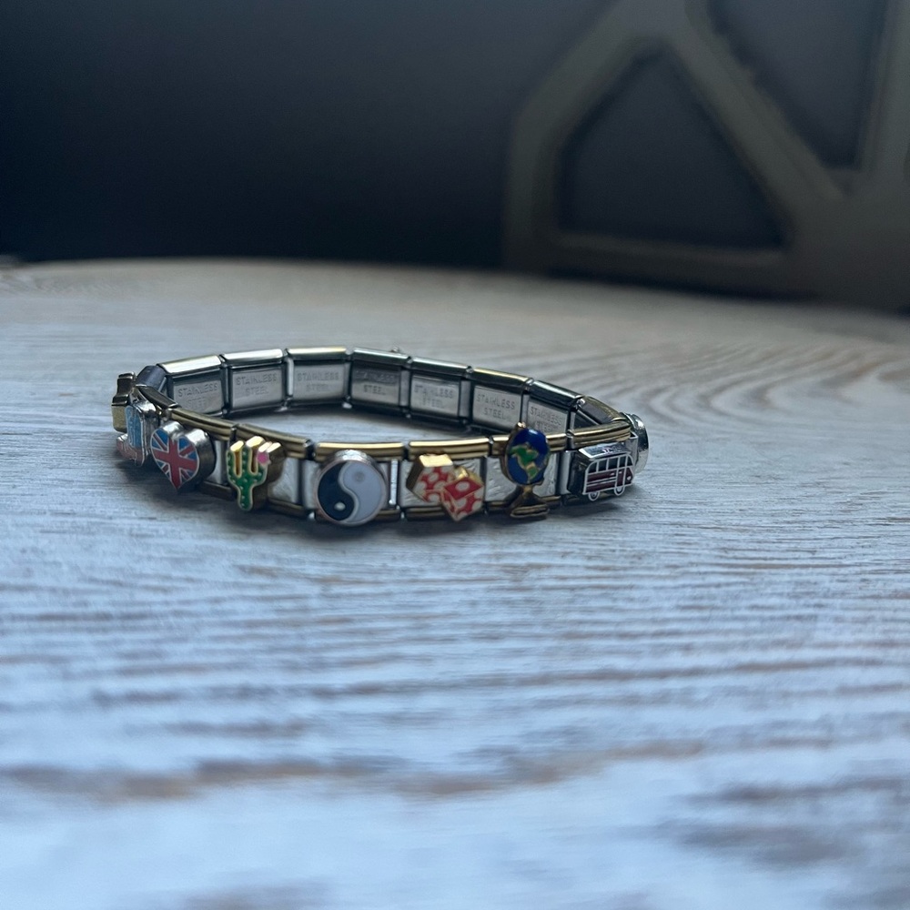 Italian charm bracelet with charms